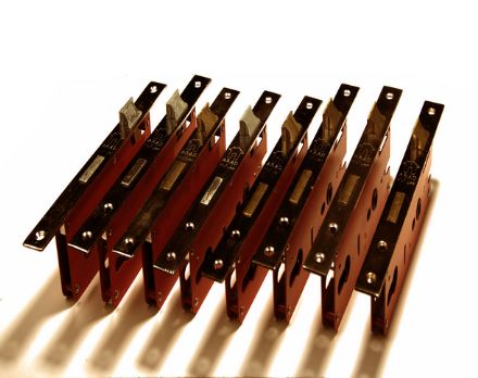 قفل درب آهنی